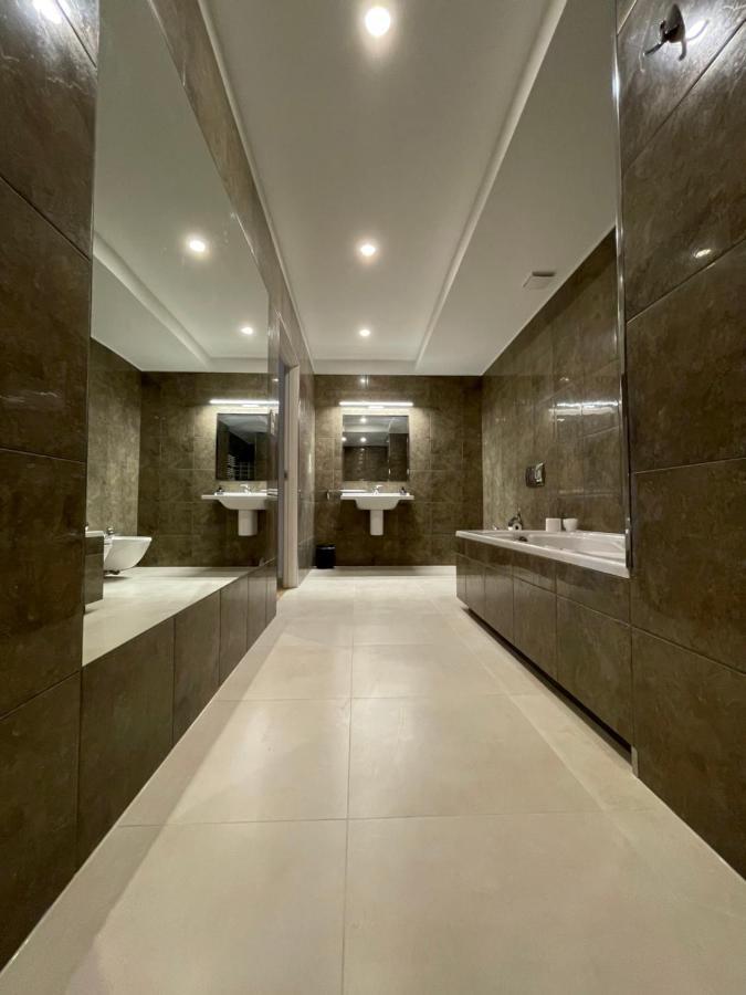 Boutique Apartments - Old Town 120M2 - Private Underground Parking - 弗罗茨瓦夫 外观 照片